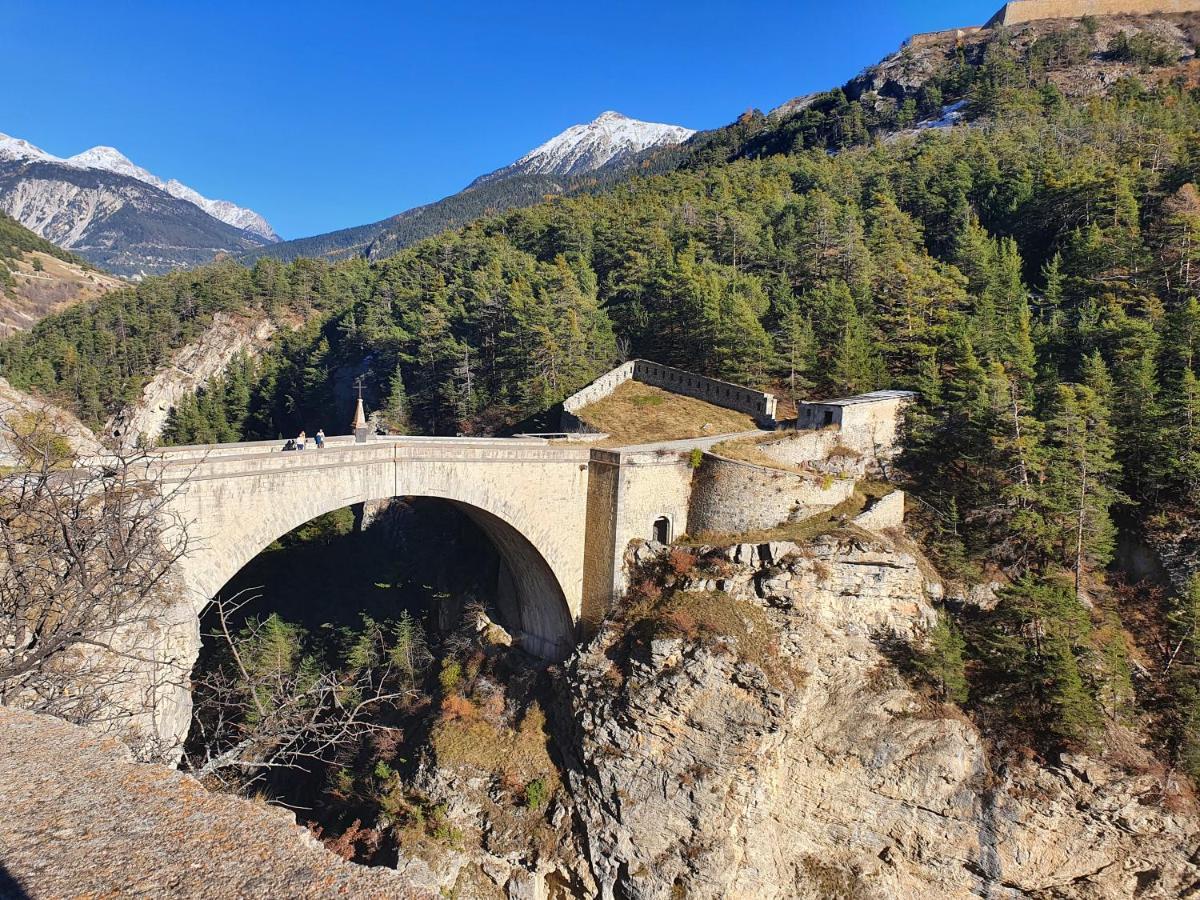 Au Pre Du Moulin - Centre Ville Briançon Eksteriør bilde